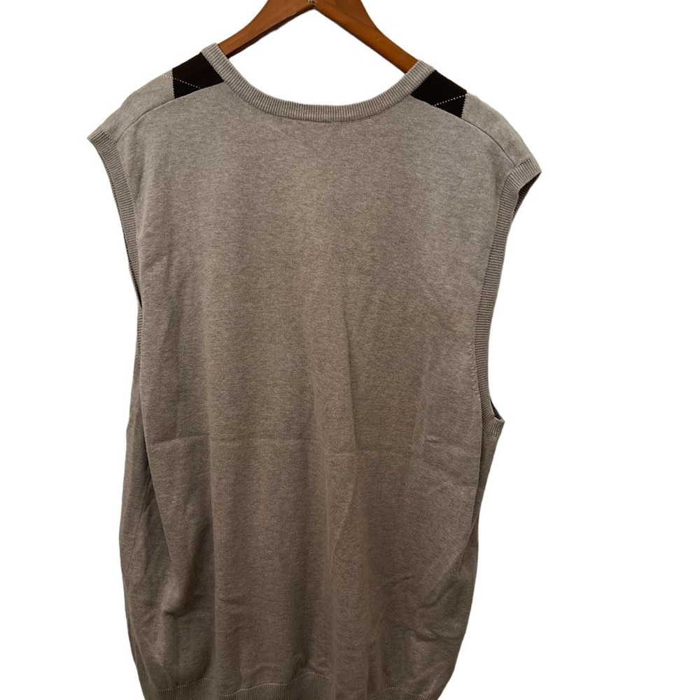 NWT. Old Navy argyle sweater vest size 2 XL.☑️ - Picture 3 of 4